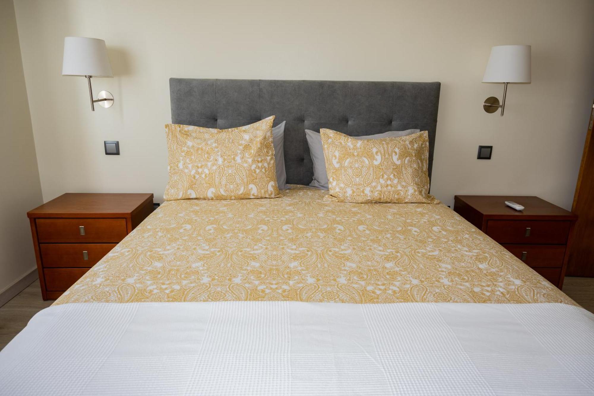 Cabo Da Vila Guesthouse Ribeira Grande Bagian luar foto